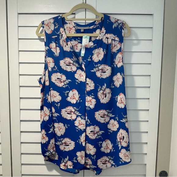 Daniel Rainn Tops - Daniel Rainn Celina Split Neck Floral Blouse Blue XXL NWT